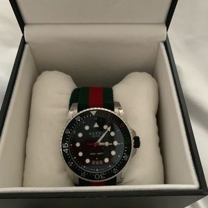 Men’s Gucci watch